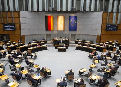 Rede im Plenum