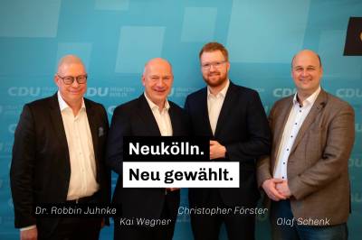 Die Neukllner CDU-Abgeordneten mit dem Regierenden Brgermeister