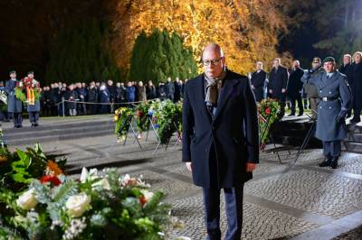 Kranzniederlegung am Volkstrauertag